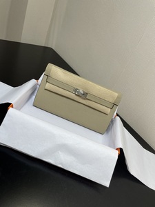 Hermes Wallets 84